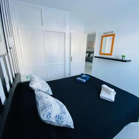 Apartament Aguazul - A Pie De Piscina Y Vistas Al Mar