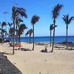 Aguazul - A Pie De Piscina Y Vistas Al Mar * Puerto del Carmen (Lanzarote)