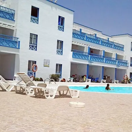 Aguazul - A Pie De Piscina Y Vistas Al Mar Daire *