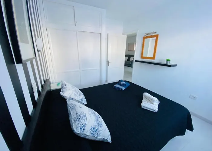 Apartment Aguazul - A Pie De Piscina Y Vistas Al Mar