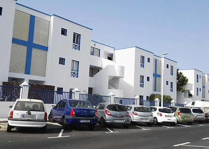 Aguazul - A Pie De Piscina Y Vistas Al Mar * Puerto del Carmen (Lanzarote)